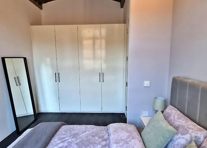 Apartment Modern 1 Bed With Secure Gated Parking Bradford (West Yorkshire)