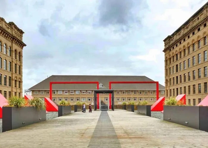 アパート Modern 1 Bed With Secure Gated Parking *