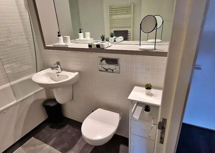 Modern 1 Bed With Secure Gated Parking