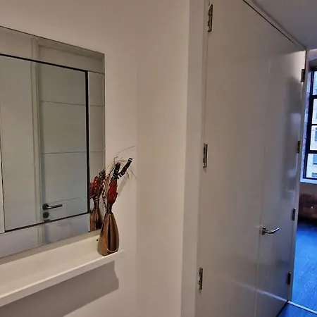 Apartment Modern 1 Bed With Secure Gated Parking Bradford (West Yorkshire)